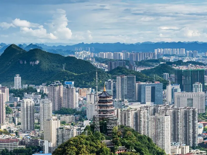 Qu&yacute; Dương, th&agrave;nh phố đầy m&ecirc; hoặc của tỉnh Qu&yacute; Ch&acirc;u, Trung Quốc 3