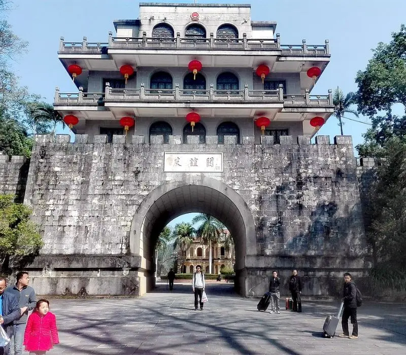 Th&aacute;i B&igrave;nh Cổ Trấn, vẻ đẹp mang đậm n&eacute;t truyền thống người Hoa 12