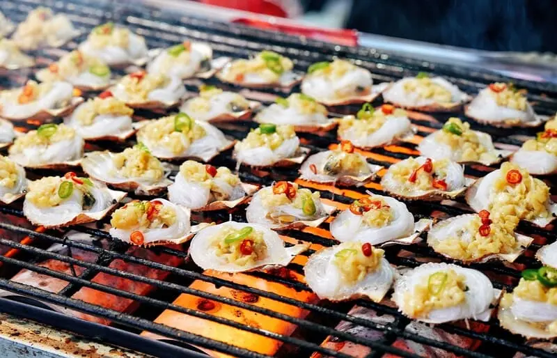 Thanh Đảo Trung Quốc, xứ sở bia b&ecirc;n bờ biển Sơn Đ&ocirc;ng 17