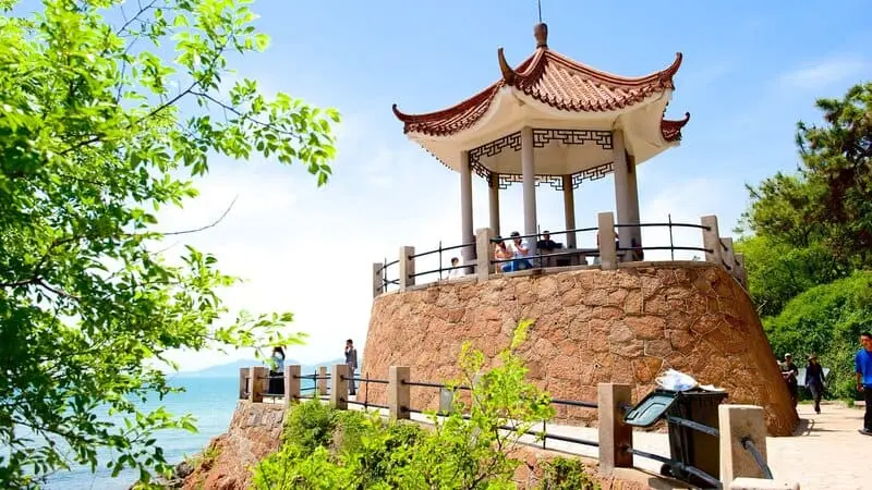 Thanh Đảo Trung Quốc, xứ sở bia b&ecirc;n bờ biển Sơn Đ&ocirc;ng 5
