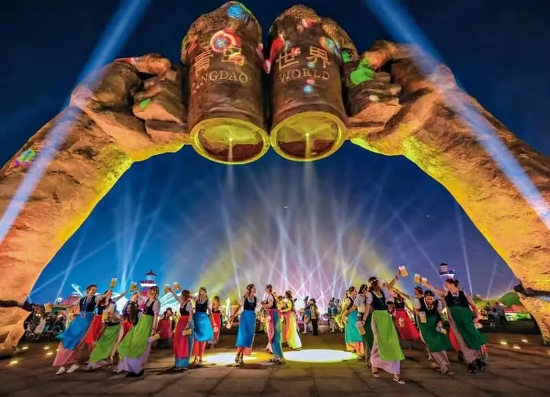 Thanh Đảo Trung Quốc, xứ sở bia b&ecirc;n bờ biển Sơn Đ&ocirc;ng 16