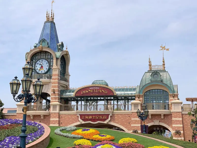 Thi&ecirc;n đường giải tr&iacute; Disneyland Thượng Hải vui qu&ecirc;n lối về 5