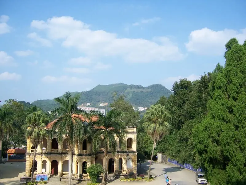 Thưởng ngoạn Bằng Tường c&ugrave;ng chuyến đi xuất ngoại trong v&ograve;ng 1 ng&agrave;y 6