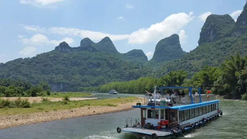 T&igrave;m về d&ograve;ng s&ocirc;ng Lệ Giang uốn m&igrave;nh qua cảnh vật y&ecirc;n b&igrave;nh 10