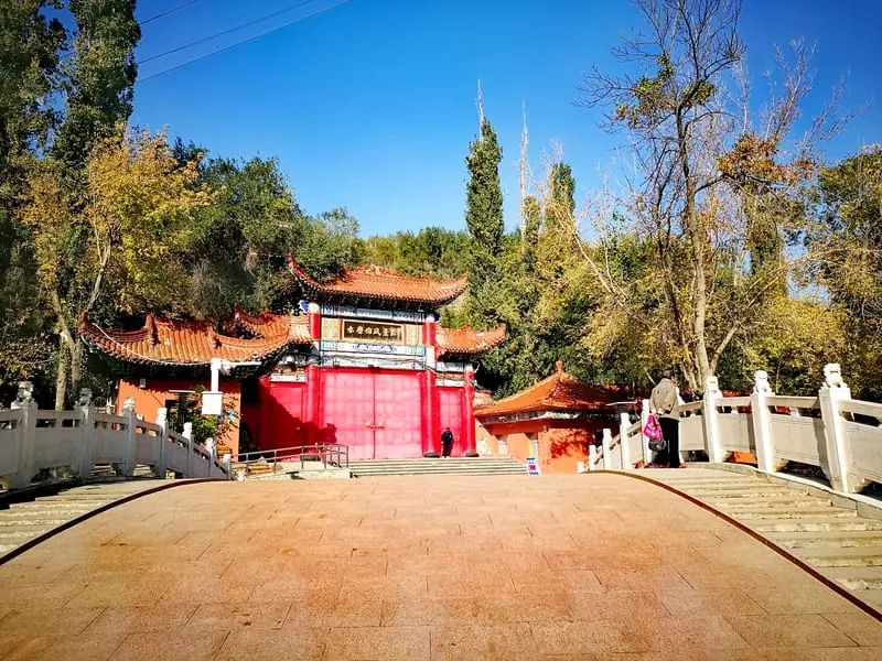 Urumqi: Thủ phủ xinh đẹp của T&acirc;n Cương Trung Quốc 7
