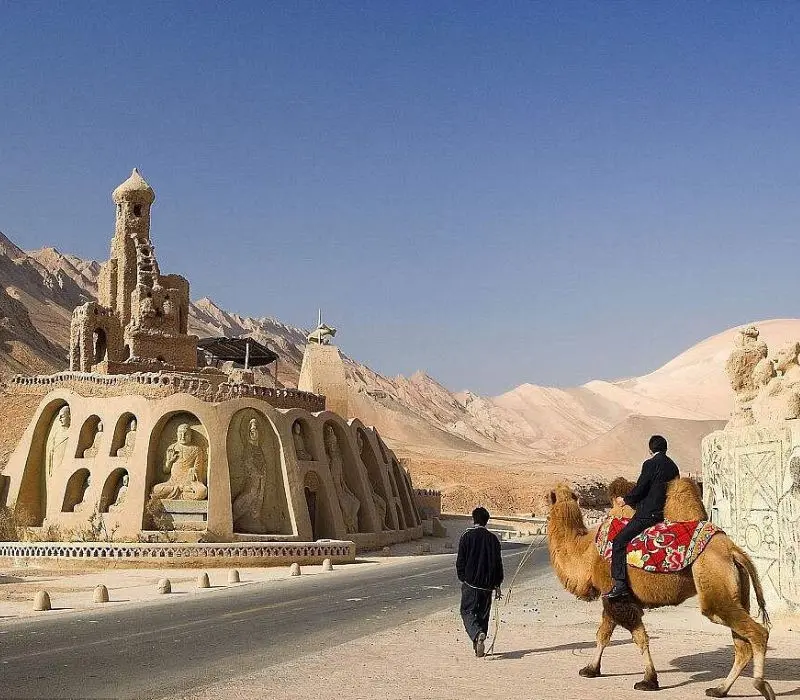 Turpan vùng đất lửa nóng bức ở Tân Cương Trung Quốc