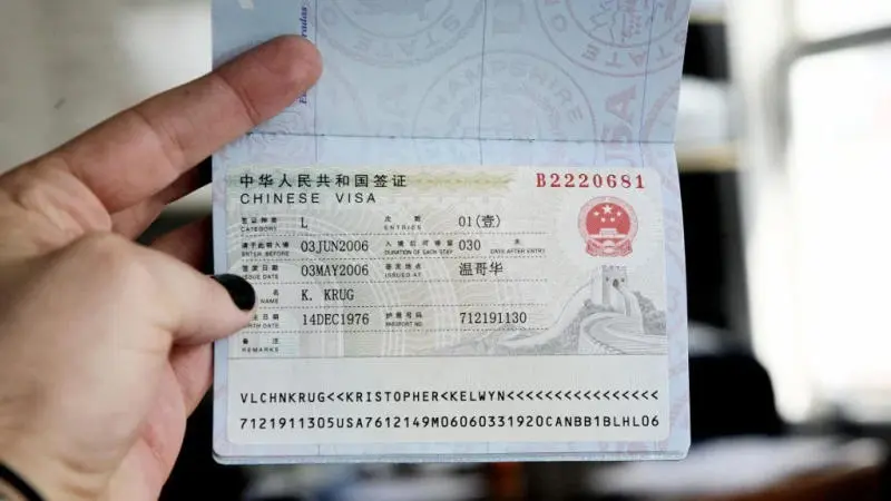 Đi Trung Quốc c&oacute; cần visa kh&ocirc;ng v&agrave; những lưu &yacute; bạn cần biết 4