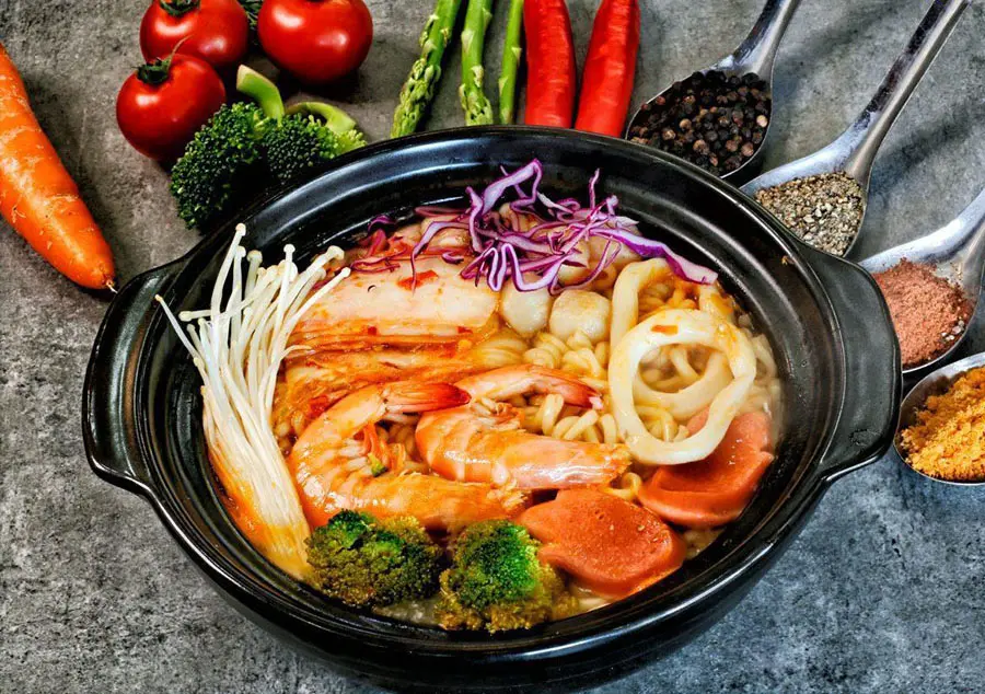 Top 7 qu&aacute;n m&igrave; cay Vĩnh Long chất lượng với mức gi&aacute; b&igrave;nh d&acirc;n 4