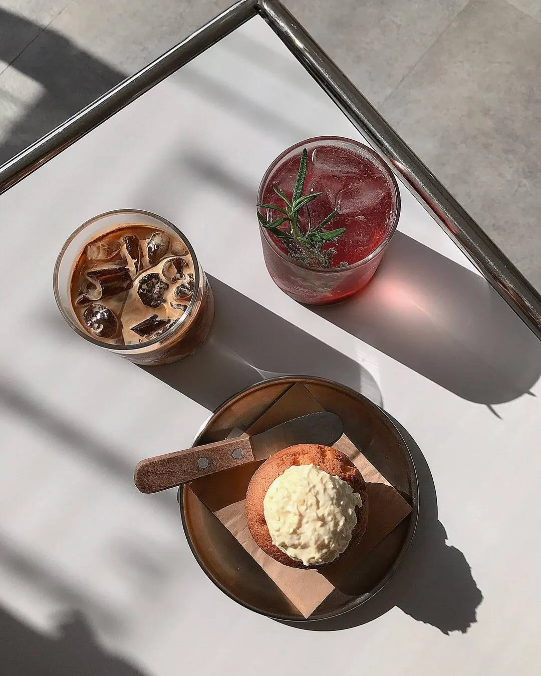 Bam SweetBakes Caf&eacute; &ndash; Kh&ocirc;ng gian sang trọng mang phong c&aacute;ch H&agrave;n Quốc 13