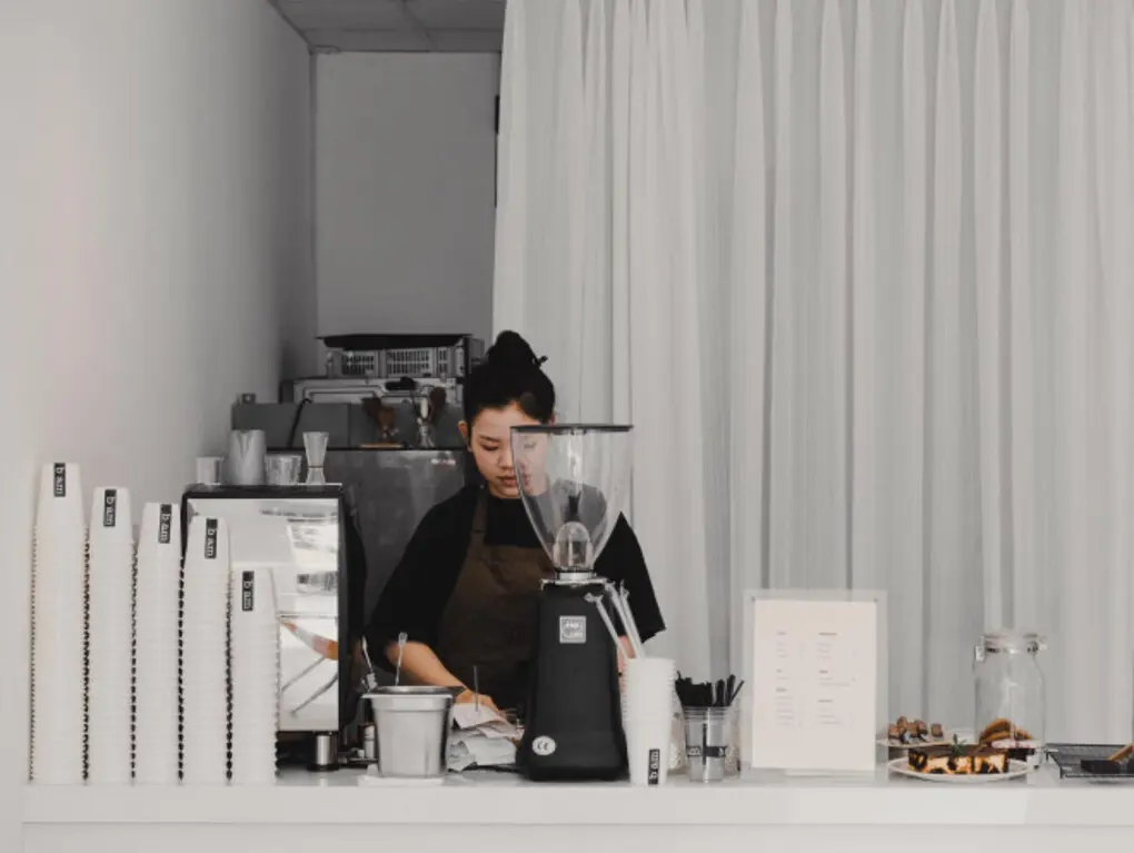 Bam SweetBakes Caf&eacute; &ndash; Kh&ocirc;ng gian sang trọng mang phong c&aacute;ch H&agrave;n Quốc 2