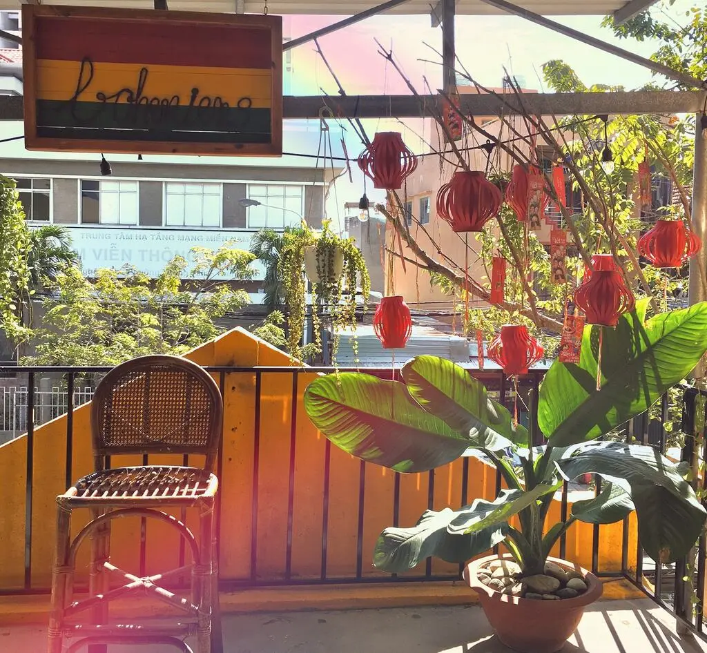 Bohemiens Caf&eacute; &ndash; Phong c&aacute;ch đường phố cực chất tại Vũng T&agrave;u 3