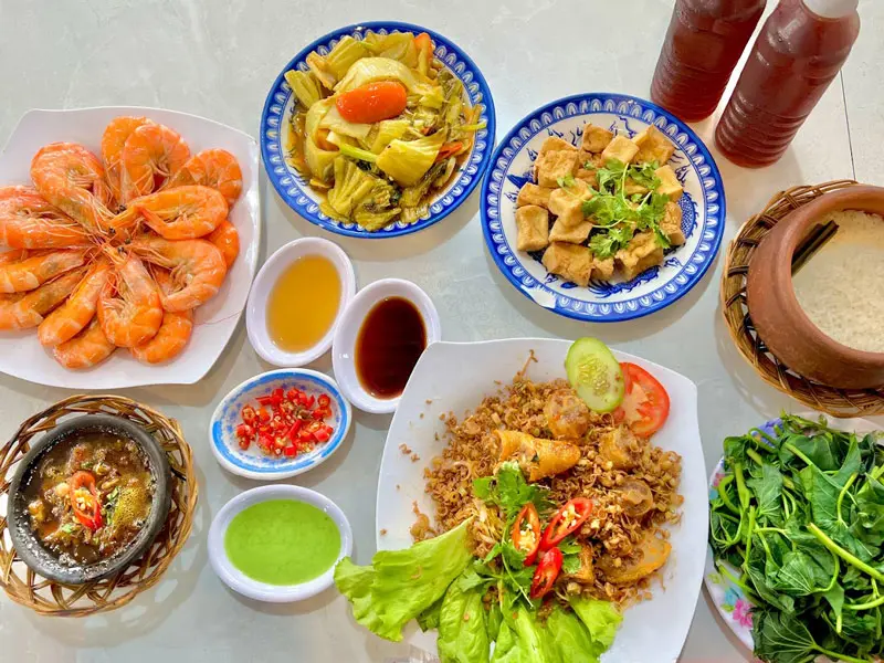 Cơm ni&ecirc;u hoa sữa Vũng T&agrave;u, hương vị kh&oacute; qu&ecirc;n của miền biển 14