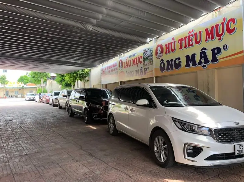 Hủ tiếu mực &Ocirc;ng Mập mang hương vị biển Vũng T&agrave;u đến gần thực kh&aacute;ch 7