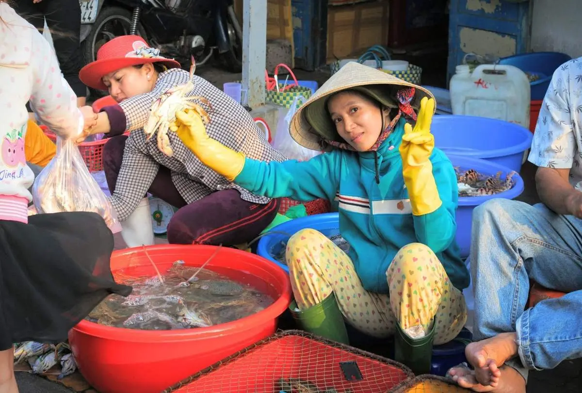 Nằm l&ograve;ng top 5 chợ hải sản Vũng T&agrave;u để chứng tỏ đẳng cấp t&iacute;n đồ ẩm thực ngay v&agrave; lu&ocirc;n n&agrave;o! 20
