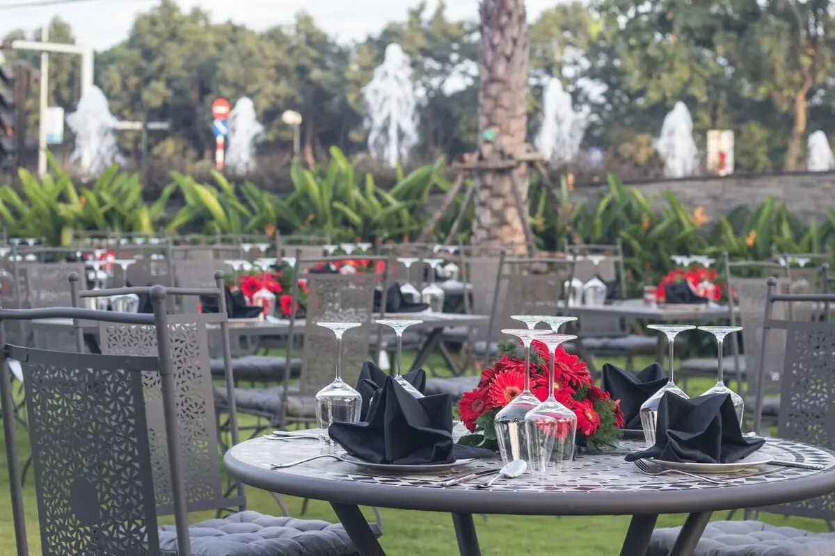 Ola Ola Restaurant Bar and Coffee - Địa điểm kh&ocirc;ng thể bỏ qua khi đến Vũng T&agrave;u 9