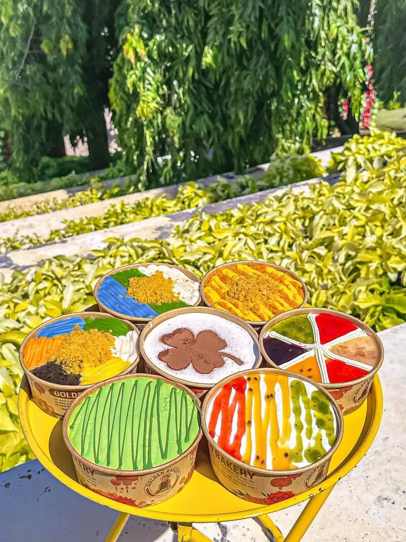 Thưởng thức b&aacute;nh b&ocirc;ng lan trứng muối Vũng T&agrave;u với vị mềm xốp, thơm ngon m&ugrave;i sữa 7