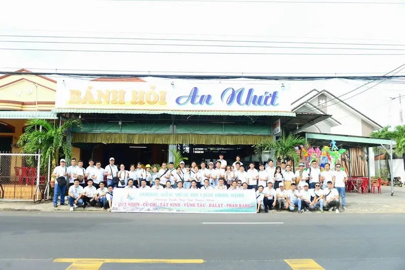 Thưởng thức b&aacute;nh hỏi An Nhứt, đặc sản nức tiếng Vũng T&agrave;u 9