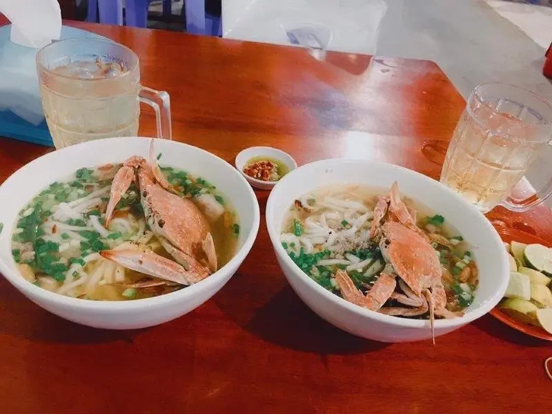 Top 10 qu&aacute;n b&aacute;nh canh ghẹ Vũng T&agrave;u b&igrave;nh d&acirc;n v&agrave; đ&ocirc;ng kh&aacute;ch 8