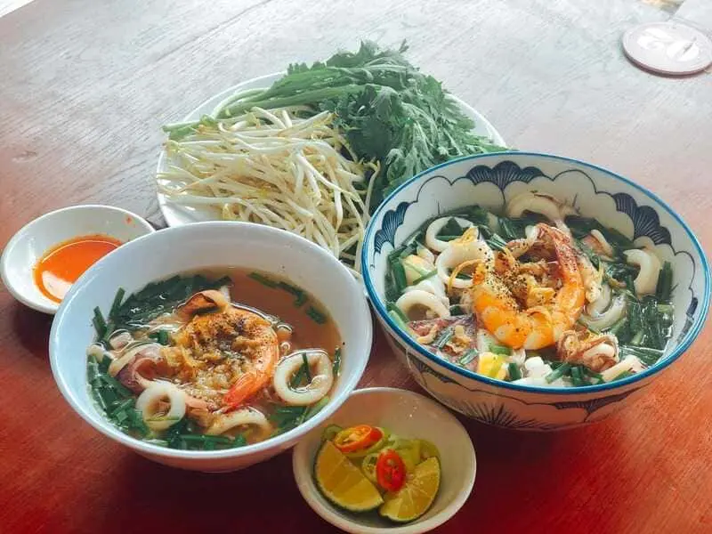 Top 8 qu&aacute;n hủ tiếu mực Vũng T&agrave;u g&acirc;y b&atilde;o giới ẩm thực 5