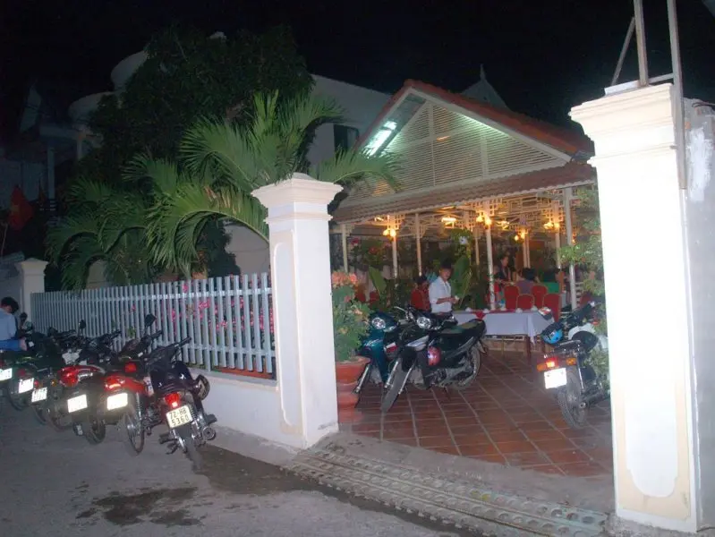 Vườn Phố - Thưởng thức m&oacute;n ngon Vũng T&agrave;u giữa kh&ocirc;ng gian b&igrave;nh dị, th&acirc;n quen 3