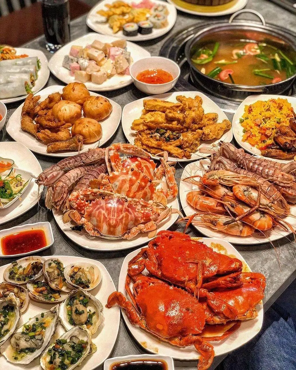 Lạc lối vào chợ đêm Vũng Tàu và bạn sẽ biết cảm giác u mê không lối thoát là như thế nào