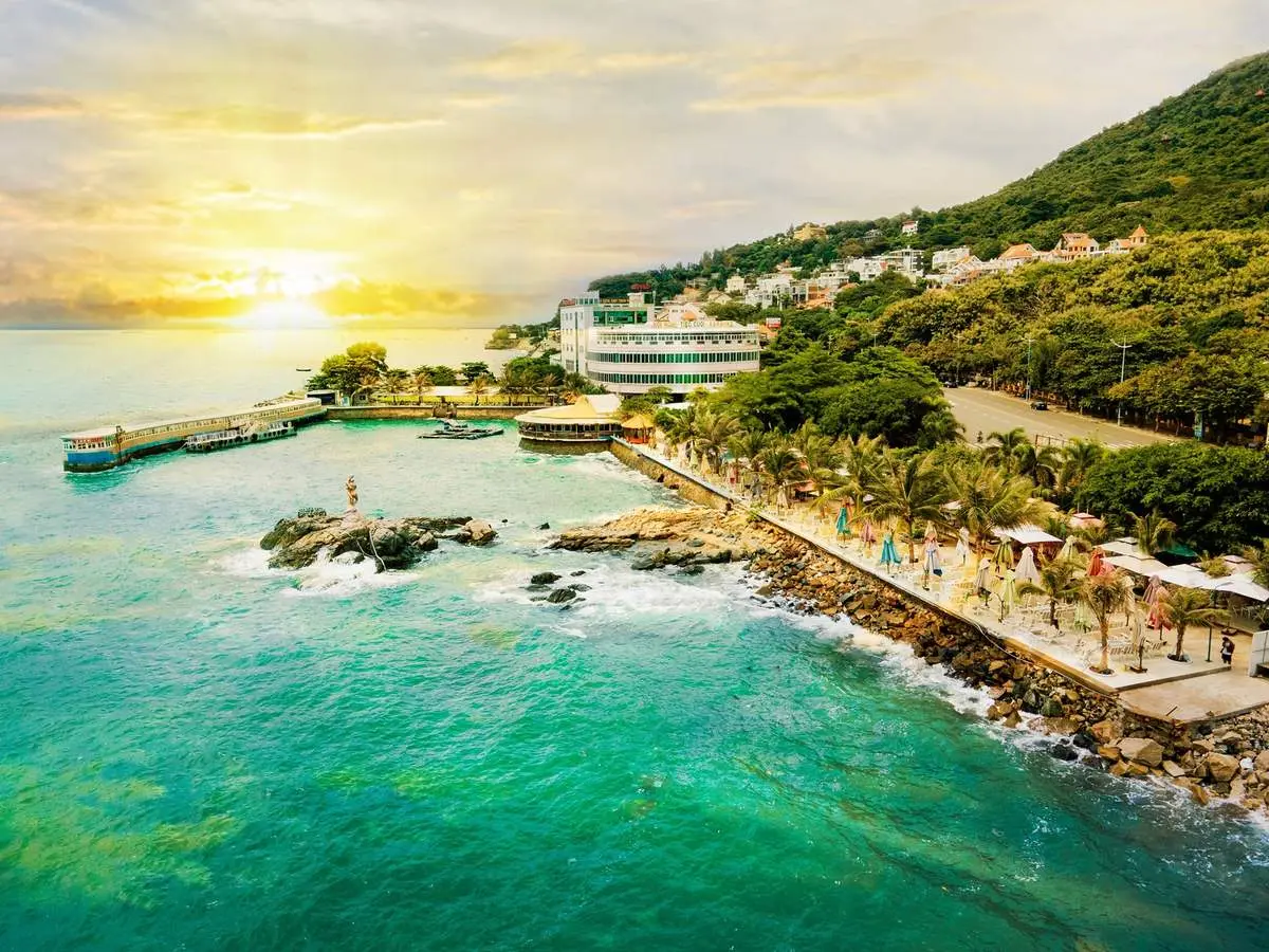 Nhà hàng hải sản Hòn Rù Rì - Nhà hàng có view ngắm hoàng hôn độc đáo tại Vũng Tàu