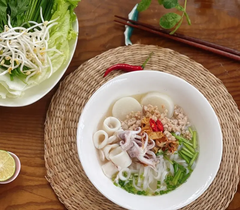 Top 8 quán hủ tiếu mực Vũng Tàu gây bão giới ẩm thực