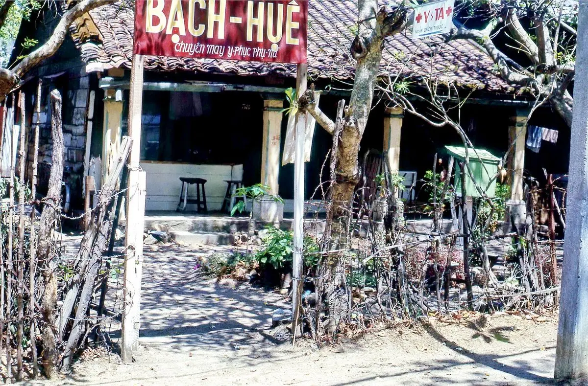 Ch&ugrave;m ảnh hiếm về cuộc sống ở Vũng T&agrave;u những năm 70 20