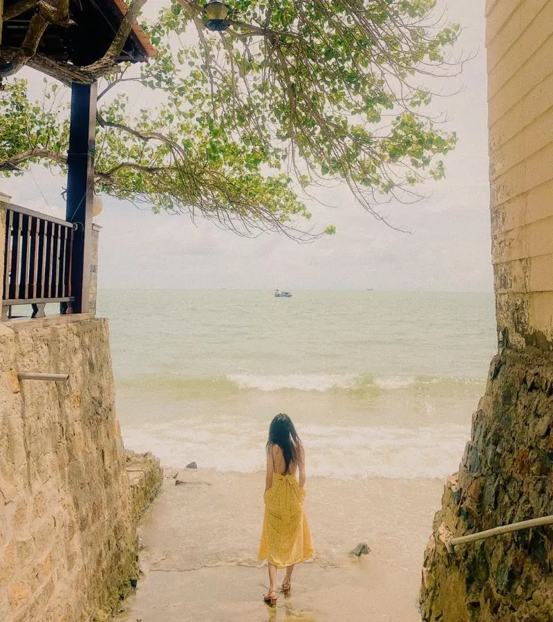 Ngắm biển Vũng T&agrave;u đậm n&eacute;t b&igrave;nh y&ecirc;n c&ugrave;ng c&ocirc; n&agrave;ng Ngọc Thảo 8