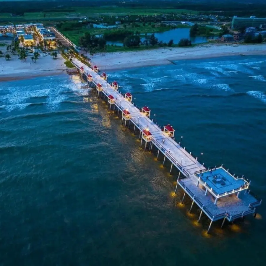 Ngắm cảnh tr&ecirc;n Cầu Hamptons Pier d&agrave;i nhất Đ&ocirc;ng Nam &Aacute; 3
