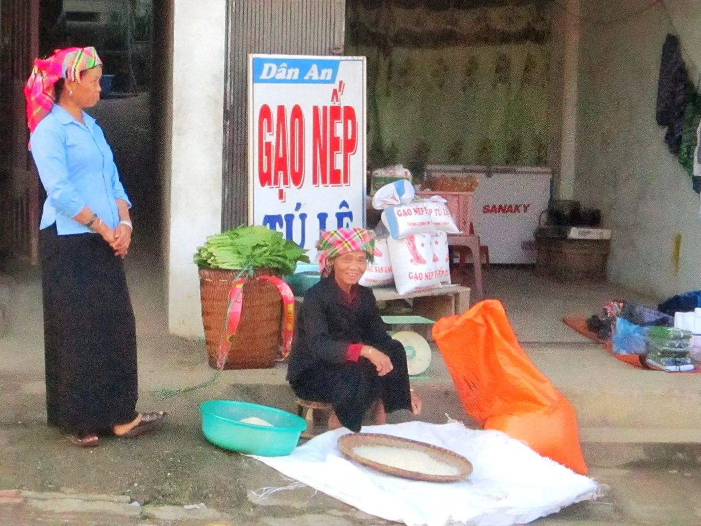 Giản đơn Nếp T&uacute; Lệ - M&oacute;n qu&agrave; xứ Mường L&ograve; gửi người bạn miền xu&ocirc;i 2