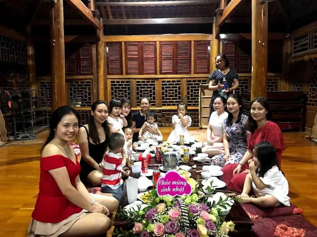 Nh&agrave; h&agrave;ng Oanh Hợp - M&ecirc; mẩn kh&ocirc;ng gian thưởng thức ẩm thực sang trọng, cuốn h&uacute;t 10