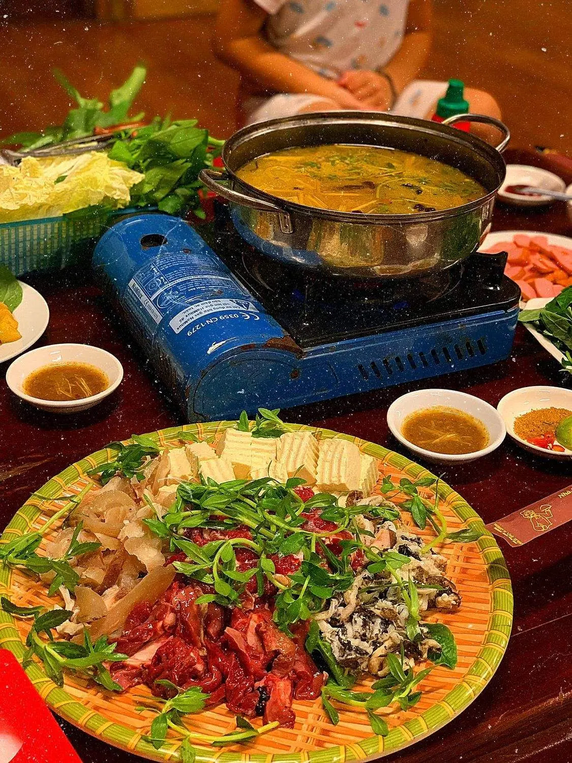 Nh&agrave; h&agrave;ng Oanh Hợp - M&ecirc; mẩn kh&ocirc;ng gian thưởng thức ẩm thực sang trọng, cuốn h&uacute;t 15