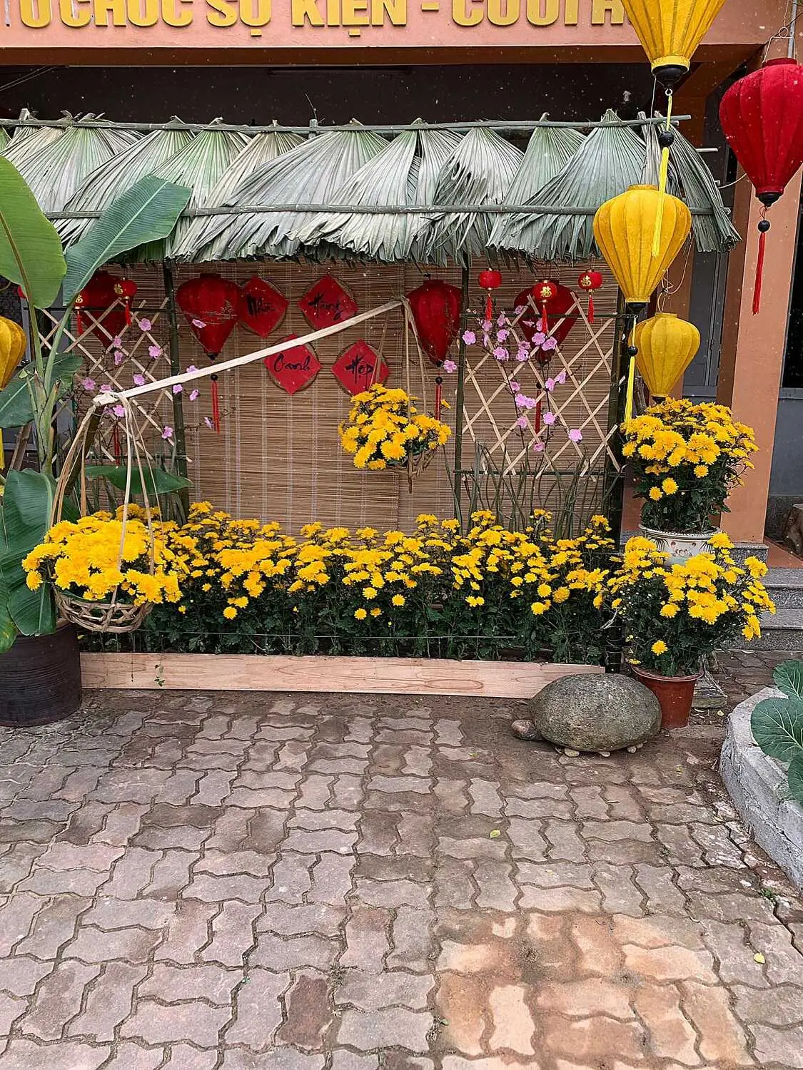 Nh&agrave; h&agrave;ng Oanh Hợp - M&ecirc; mẩn kh&ocirc;ng gian thưởng thức ẩm thực sang trọng, cuốn h&uacute;t 26