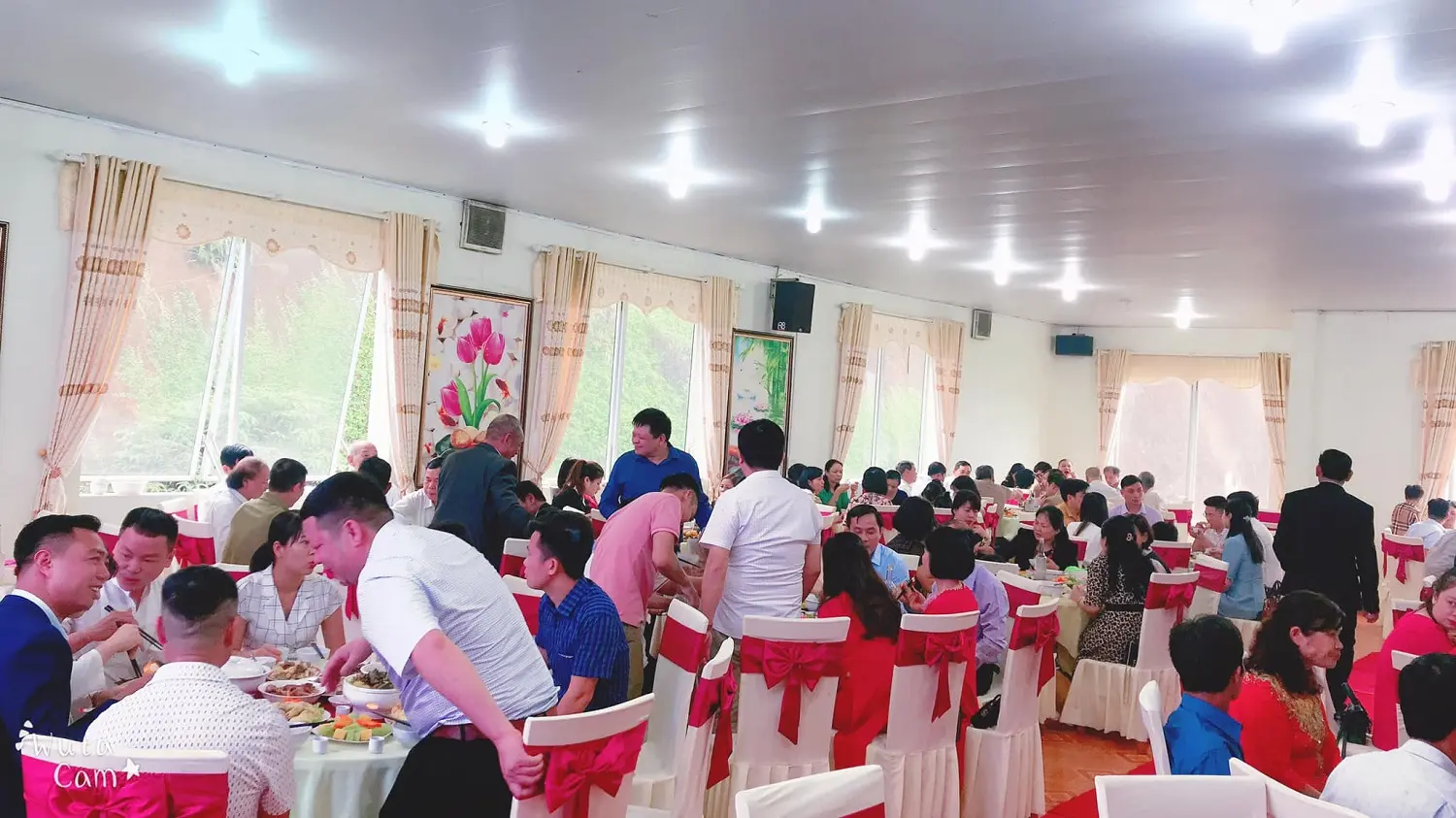 Thưởng thức bữa ăn ngập tr&agrave;n đặc sản Y&ecirc;n B&aacute;i tại Nh&agrave; h&agrave;ng Đồng T&acirc;m 14