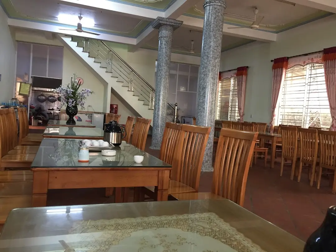Thưởng thức bữa ăn ngập tr&agrave;n đặc sản Y&ecirc;n B&aacute;i tại Nh&agrave; h&agrave;ng Đồng T&acirc;m 10