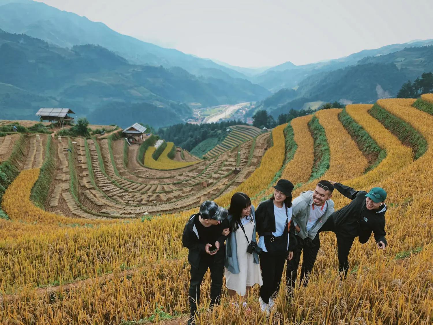 Chiêm ngưỡng Mù Cang Chải cuối mùa lúa chín đẹp say đắm lòng người 3