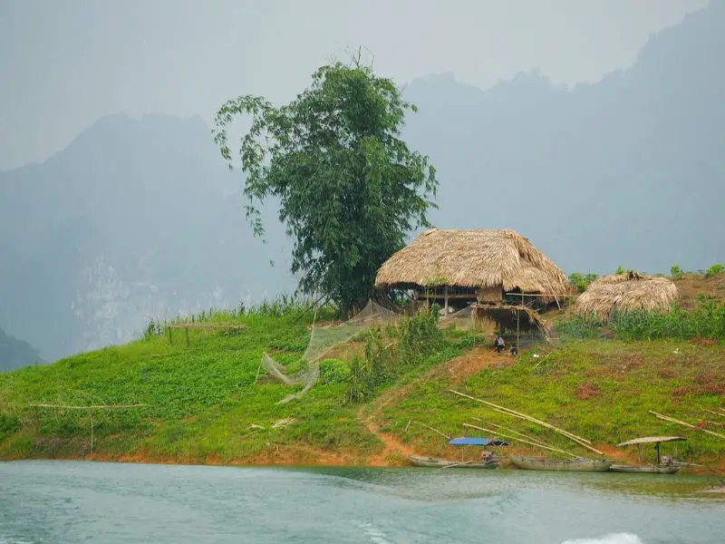 Gh&eacute; thăm hồ Th&aacute;c B&agrave;: Vẻ đẹp nguy&ecirc;n sơ đậm bản sắc v&ugrave;ng cao 6