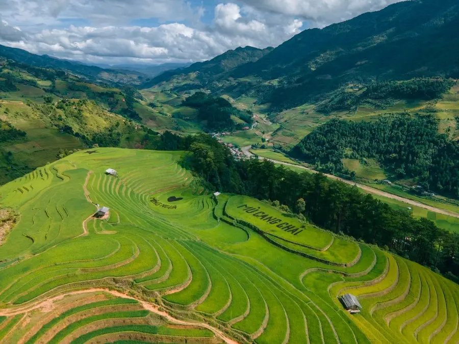 Kh&aacute;m ph&aacute; Đồi M&oacute;ng Ngựa, kh&ocirc;ng gian thi&ecirc;n nhi&ecirc;n thanh tao tại M&ugrave; Cang Chải 6