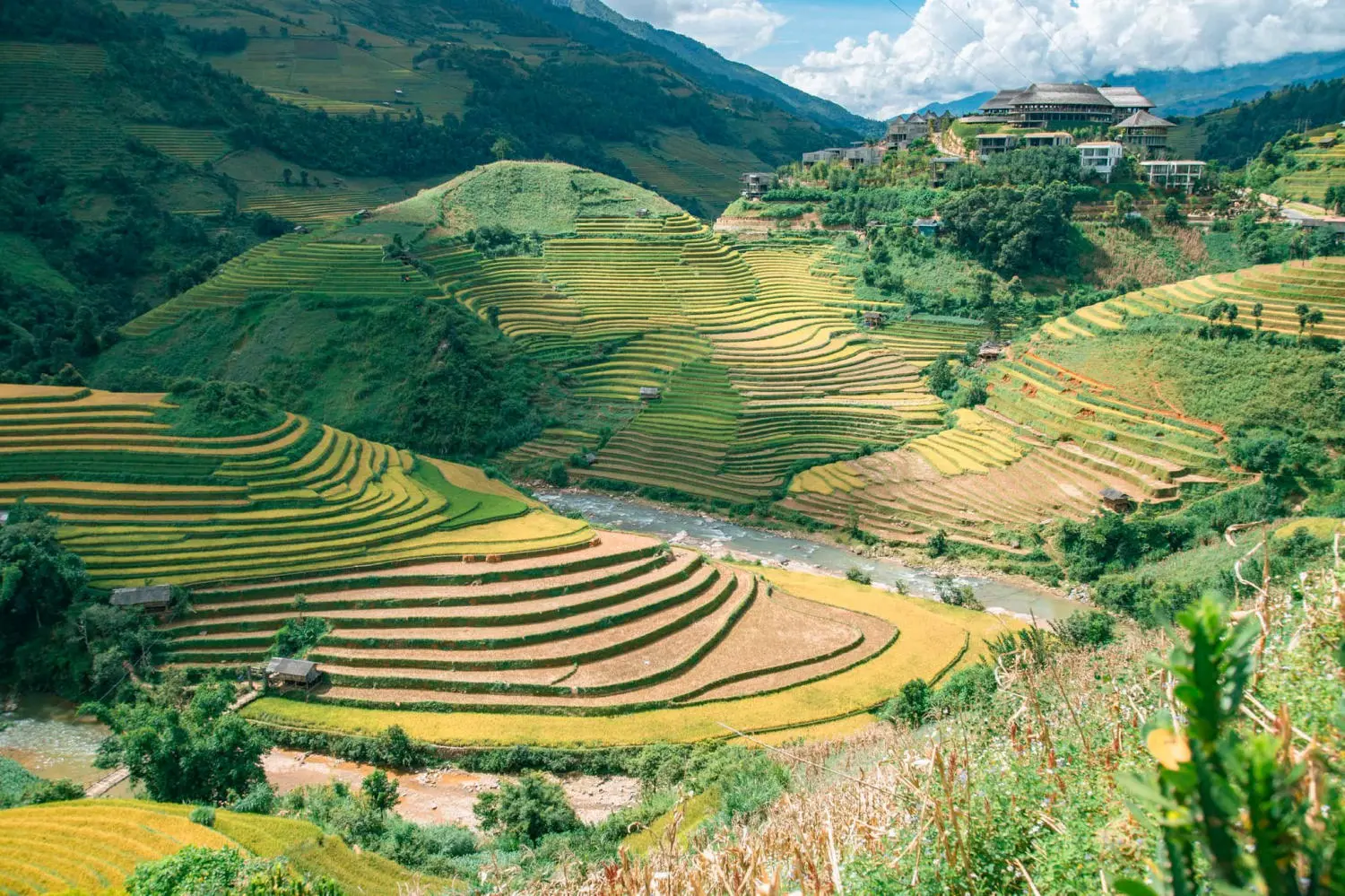 Lang thang M&ugrave; Cang Chải chi&ecirc;m ngưỡng bức tranh l&agrave;ng qu&ecirc; v&ugrave;ng cao đẹp đắm say 3
