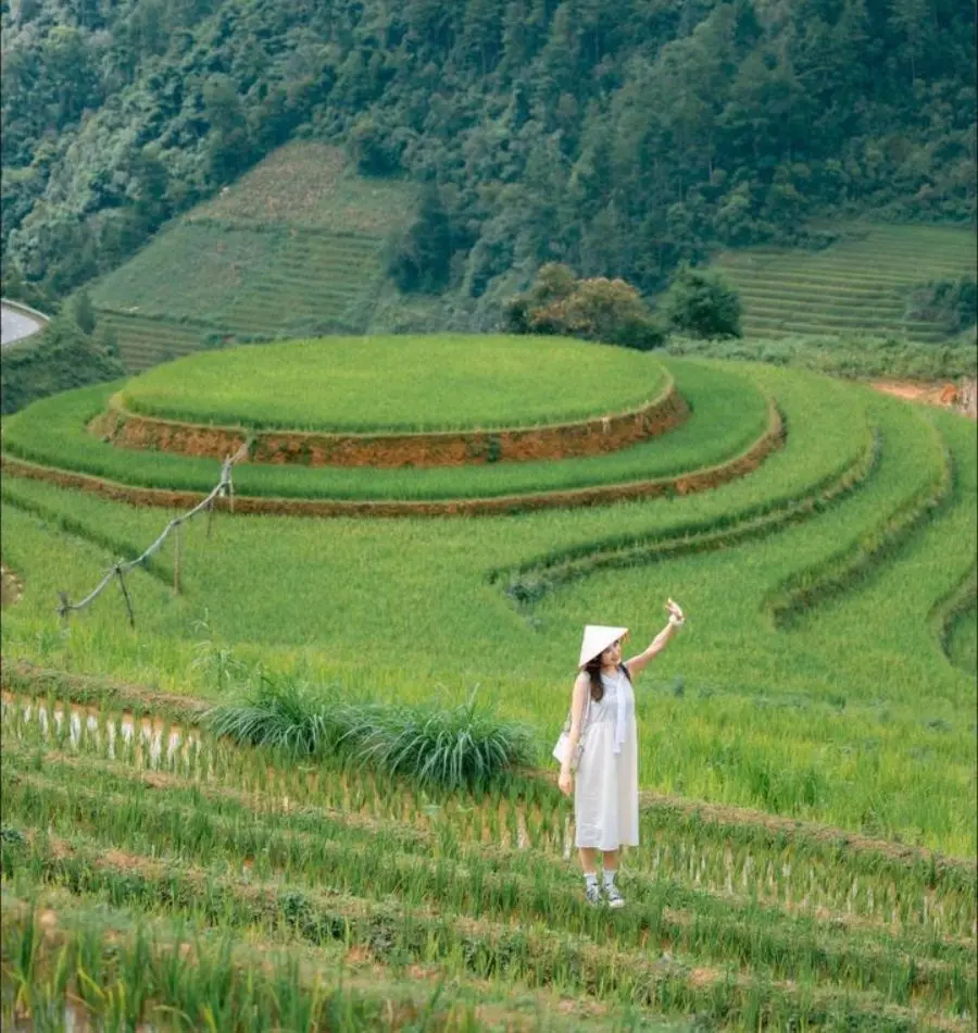 Lang thang M&ugrave; Cang Chải kh&aacute;m ph&aacute; bức tranh T&acirc;y Bắc đẹp ngẩn ngơ 3
