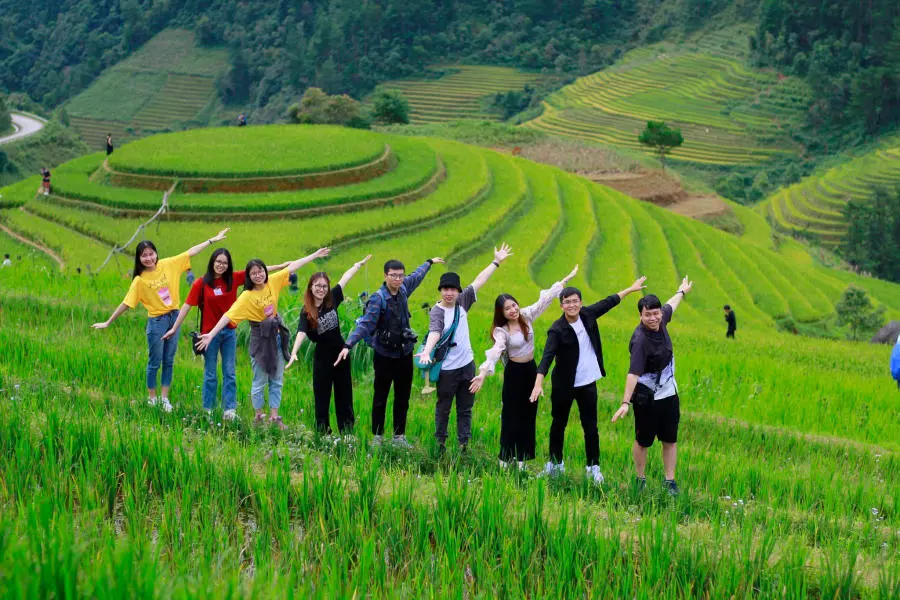 L&ecirc;n đường kh&aacute;m ph&aacute; M&ugrave; Cang Chải săn m&ugrave;a l&uacute;a ch&iacute;n v&agrave;ng 4