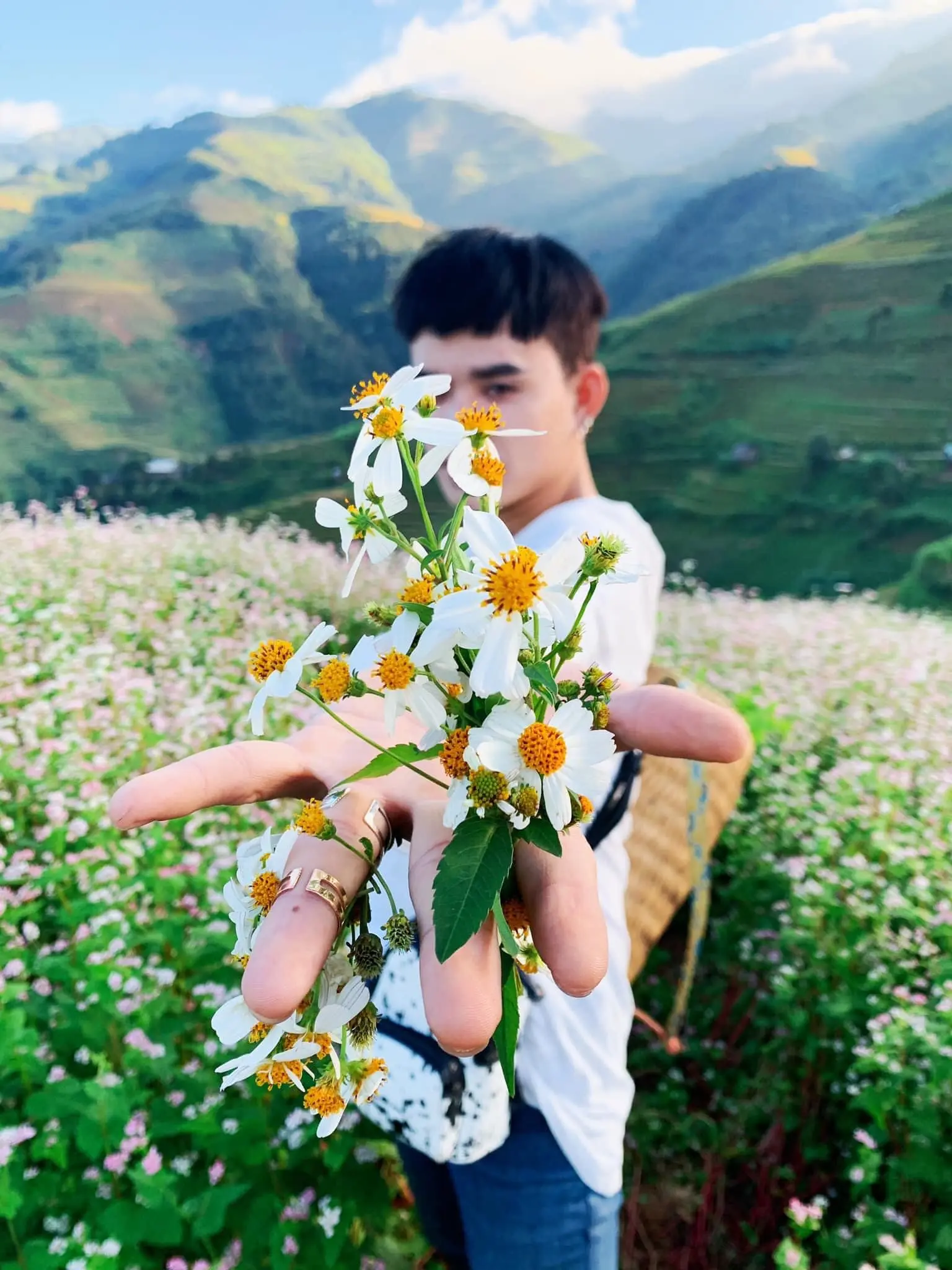 Ngồi lại nghe Qu&yacute; Hiếu Review lịch tr&igrave;nh M&ugrave; Cang Chải si&ecirc;u xịn th&ocirc;i! 9