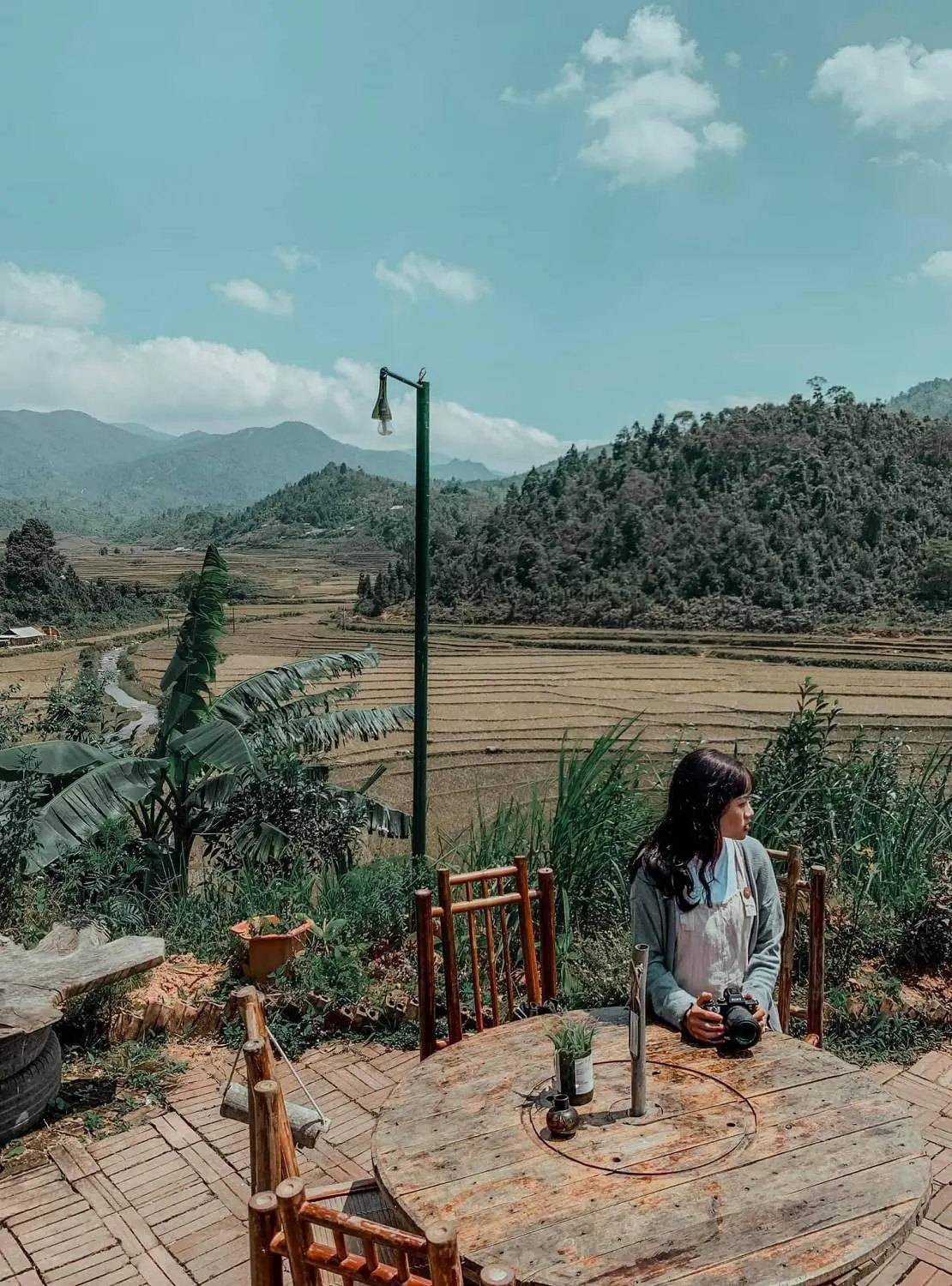 Review M&ugrave; Cang Chải với những sắc th&aacute;i vui nhộn, tươi tắn c&ugrave;ng hội bạn th&acirc;n 11