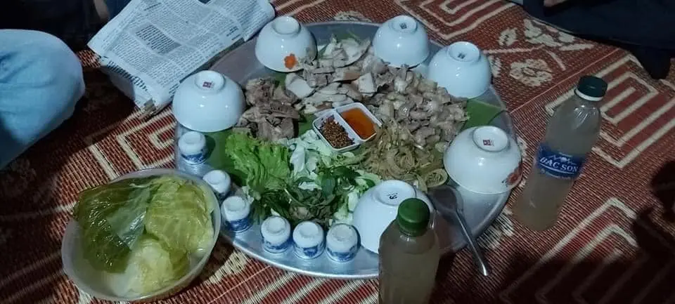 Review T&agrave; X&ugrave;a - H&agrave;nh tr&igrave;nh đi theo b&oacute;ng mặt trời của ch&agrave;ng trai 9x 8