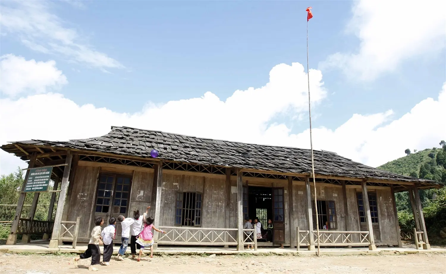 Kinh nghiệm du lịch Suối Gi&agrave;ng để kh&aacute;m ph&aacute; trọn vẹn cảnh sắc nơi đ&acirc;y 3